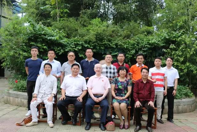 陈虹部长与曹虹冰局长莅临邹旺股份指导工作