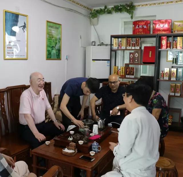 陈虹部长、曹虹冰局长两位领导为基金会及邹旺股份题字祝贺！